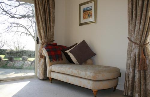 Melrose House | Broomfields Country House