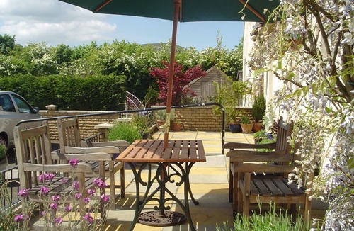 Bilston Condo | Brora - one bedroom apartment - sleeps up to three