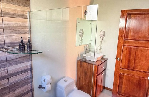 Monteverde Bed & Breakfast | Brumas de Valverde