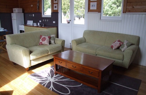 Alonnah Hotel | Bruny Island Escapes and Hotel Bruny