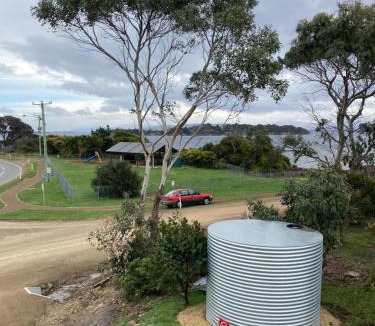 Alonnah House | Bruny Ocean Cottage