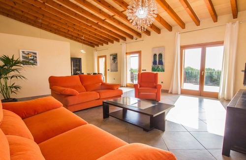 Buger House | Buger - Great house with pool, air conditioning and internet
