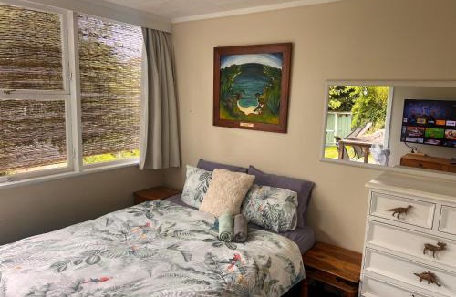 Remuera House | Bunny BnB, Self Check In, Lower Level Guest Unit