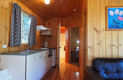Ocean Vista Hotel | Burnie Ocean View Motel and Holiday Caravan Park