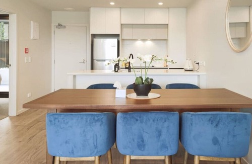 Albany Apartment | C05 · Luxurious 2 bedroom apartment– family friendly