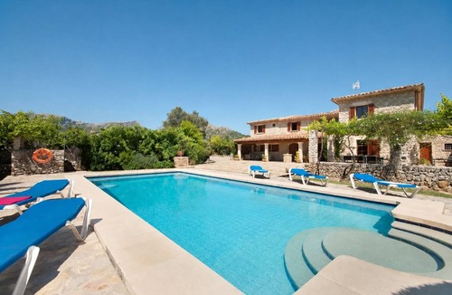Pollensa House | Ca l'Apostol, Mallorca style villa with a swimming pool