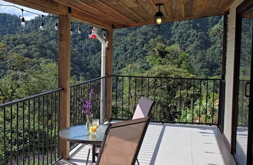 Pacuare Reserve Cabin | Cabaña en la Montaña Cerca del Parque Nacional Tapantí Orosi, Cartago Costa Rica