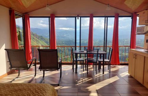 Pacuare Reserve Ski Chalet | Cabaña Niraj
