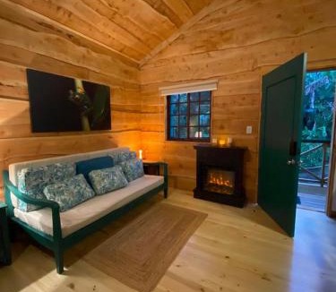 Roble Apartment | Cabañas Emerald Forest