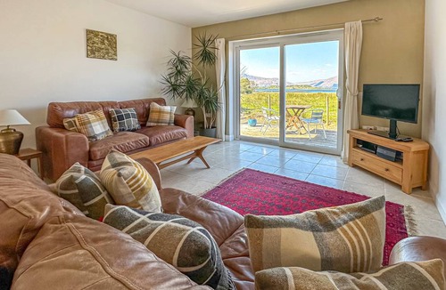 Port Appin Cottage | Cabin ∙ 1 bedroom ∙ 2 guests