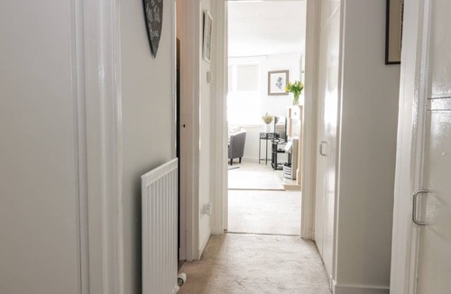 Melrose Cottage | Cabin ∙ 1 bedroom ∙ 2 guests