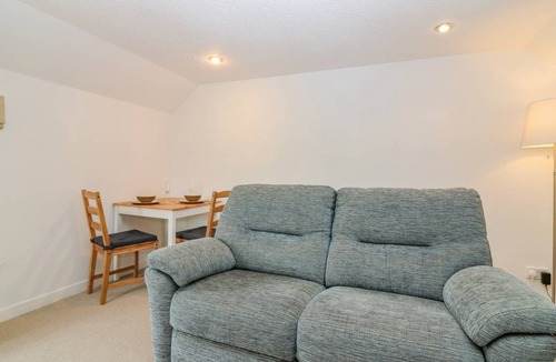 Newburgh Cottage | Cabin ∙ 1 bedroom ∙ 2 guests
