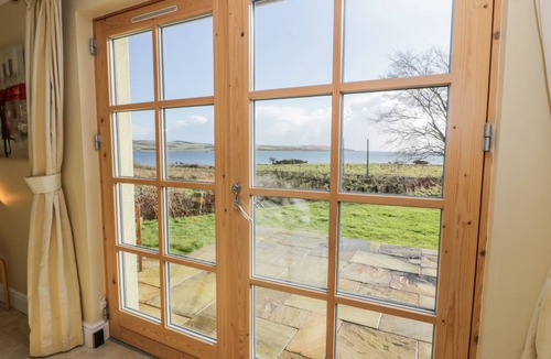 Rothesay Cottage | Cabin ∙ 1 bedroom ∙ 2 guests
