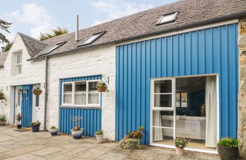 Strathtay Cottage | Cabin ∙ 2 bedrooms ∙ 4 guests
