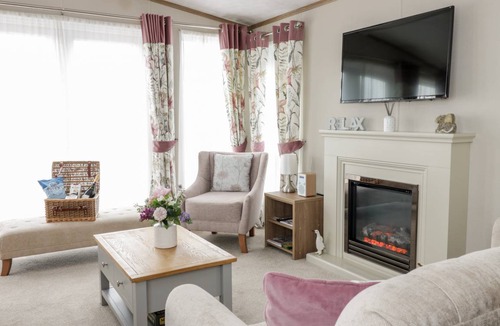 Jedburgh Cottage | Cabin ∙ 2 bedrooms ∙ 4 guests