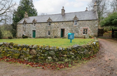 Alford Cottage | Cabin ∙ 2 bedrooms ∙ 4 guests