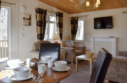 Dinnet Cottage | Cabin ∙ 2 bedrooms ∙ 4 guests