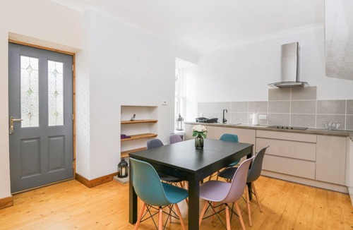 Ballater Cottage | Cabin ∙ 2 bedrooms ∙ 4 guests