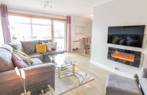 Largs Cottage | Cabin ∙ 2 bedrooms ∙ 4 guests