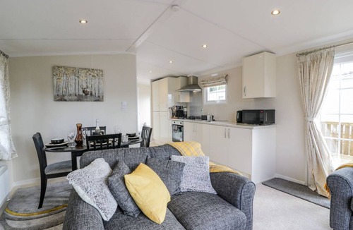 Cove Cottage | Cabin ∙ 2 bedrooms ∙ 4 guests