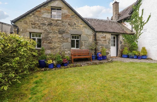 Lochearnhead Cottage | Cabin ∙ 2 bedrooms ∙ 5 guests