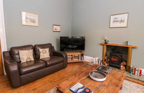 Aberfeldy Cottage | Cabin ∙ 2 bedrooms ∙ 4 guests