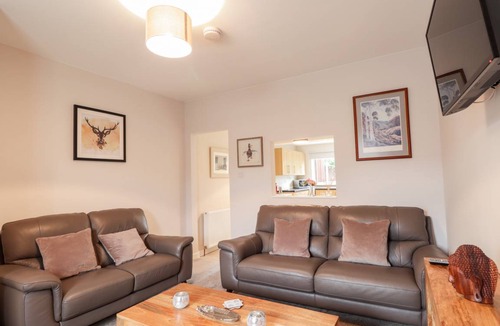 Inverness City Centre Cottage | Cabin ∙ 2 bedrooms ∙ 4 guests
