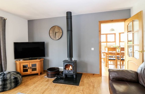 Ellon Cottage | Cabin ∙ 3 bedrooms ∙ 6 guests