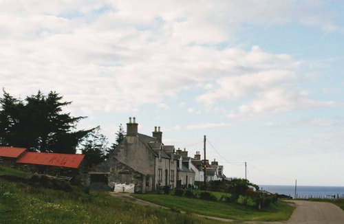 Lairg Cottage | Cabin ∙ 3 bedrooms ∙ 5 guests