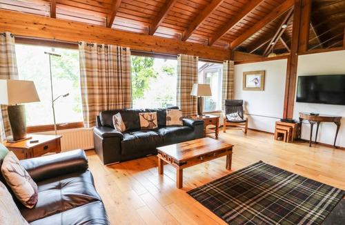 Kingussie Cottage | Cabin ∙ 3 bedrooms ∙ 8 guests
