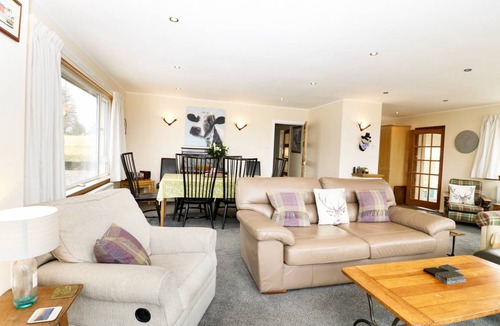 Glenelg Cottage | Cabin ∙ 3 bedrooms ∙ 6 guests