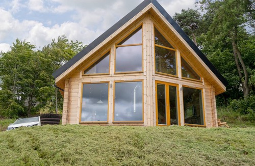 Linlithgow Cottage | Cabin ∙ 3 bedrooms ∙ 7 guests