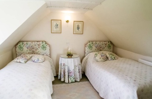 Croachy Cottage | Cabin ∙ 3 bedrooms ∙ 4 guests