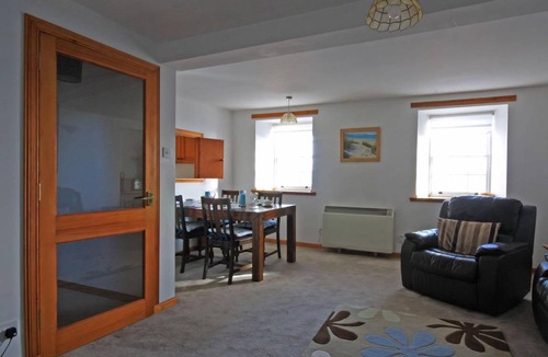Avoch Cottage | Cabin ∙ 3 bedrooms ∙ 4 guests