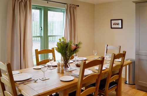 Linlithgow Cottage | Cabin ∙ 3 bedrooms ∙ 6 guests