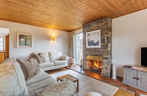 Kingussie Cottage | Cabin ∙ 3 bedrooms ∙ 6 guests