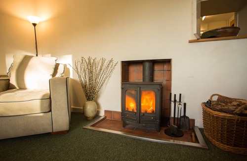 Elgin Cottage | Cabin ∙ 3 bedrooms ∙ 8 guests