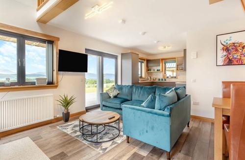 Dingwall Cottage | Cabin ∙ 3 bedrooms ∙ 4 guests