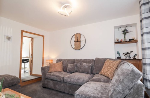 Buckie Cottage | Cabin ∙ 3 bedrooms ∙ 6 guests