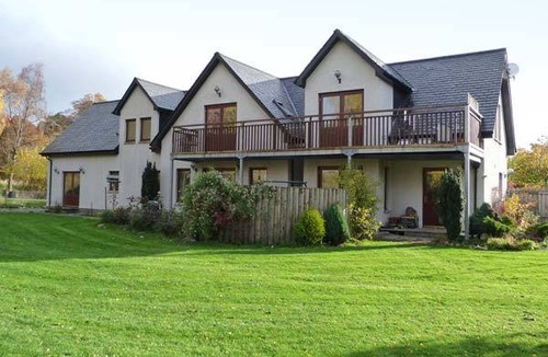 Newtonmore Cottage | Cabin ∙ 5 bedrooms ∙ 10 guests