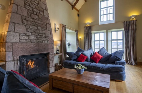Munlochy Cottage | Cabin ∙ 9 bedrooms ∙ 16 guests