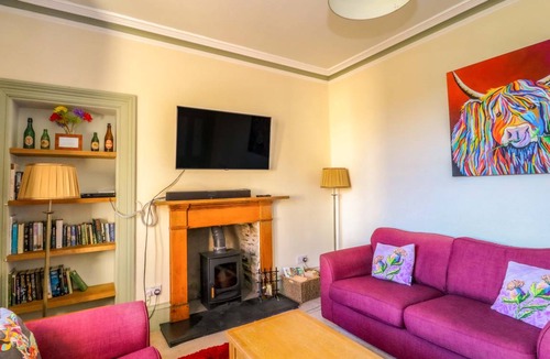 Killin Cottage | Cabin ∙ 9 bedrooms ∙ 18 guests