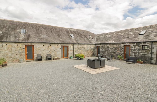 Newton Stewart Cottage | Cabin ∙ 2 bedrooms ∙ 4 guests