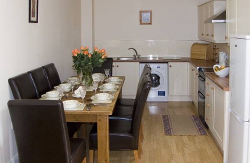 Annan Cottage | Cabin ∙ 2 bedrooms ∙ 4 guests