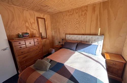Cambridge House | Cabin-on-Swayne