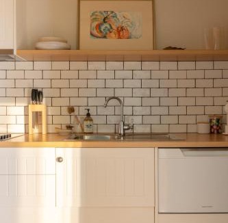 Trevallyn House | Cable's Landing, stunning heritage home near the Cataract Gorge and CBD