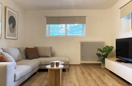 Glyfada House | Calm 1-bedroom house in Glyfada