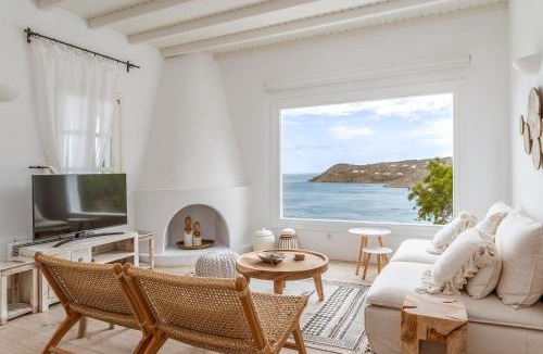Elia Villa | Calma Beach House
