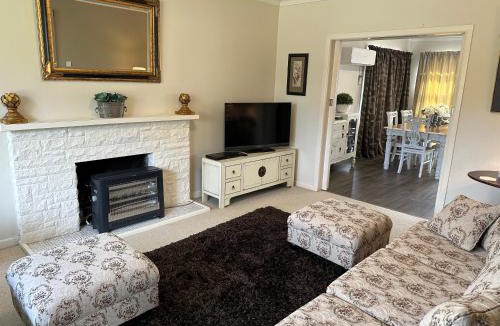 Cambridge House | Cambridge Cottage - Self Catering Holiday House
