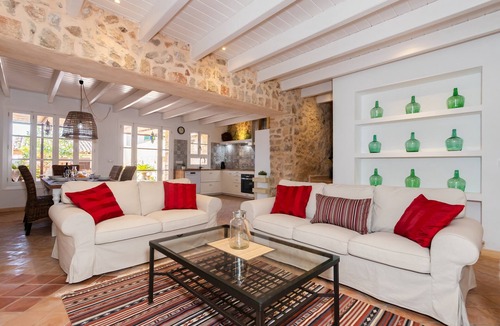 Petra House | Can Pedro